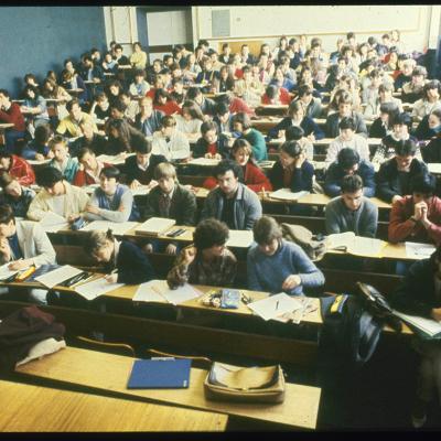 cours en amphithéâtre