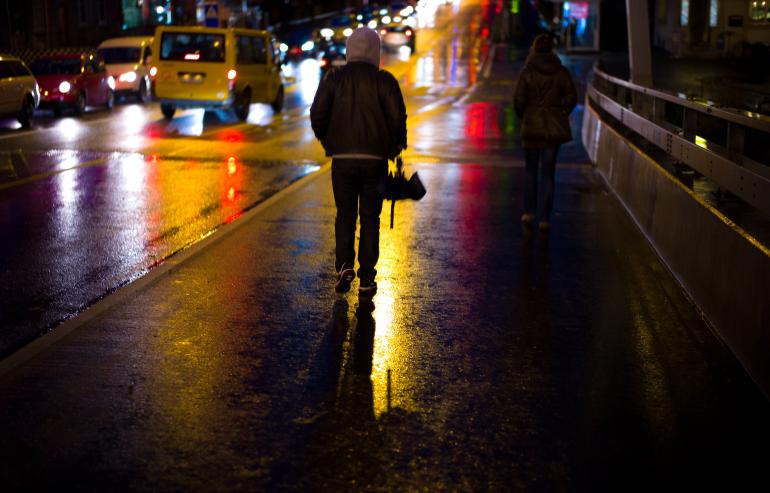 CC BY-NC-ND 2.0  Gato Gato Gato, Night colors