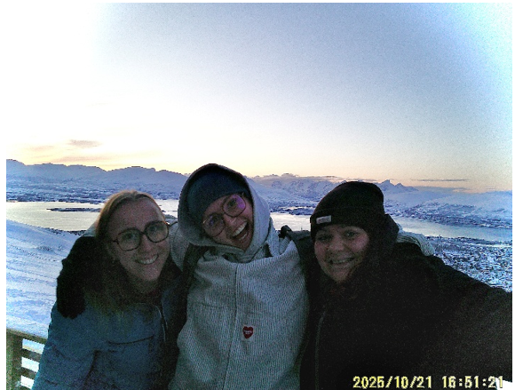 3 étudiantes à Tromso 