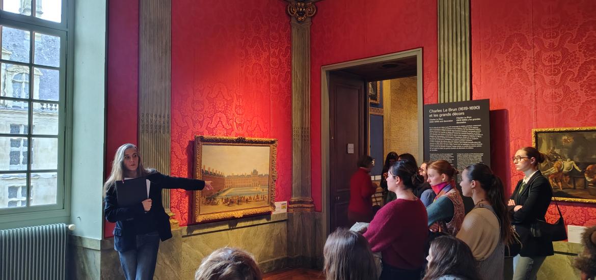 Paris à travers l'art : Apprentissage immersif dans les musées de la capitale