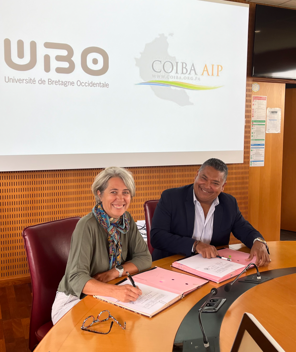 Signature de l'accord