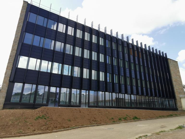 Le bâtiment G de la faculté des Sciences et Techniques après rénovation