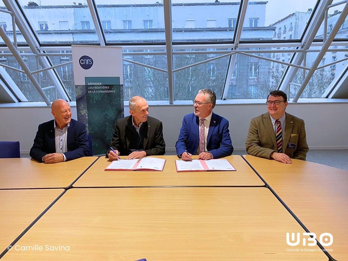 CNRS/UBO