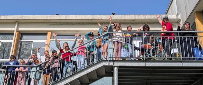 photo du groupe d'enfants à l'UBO Open Factory 
